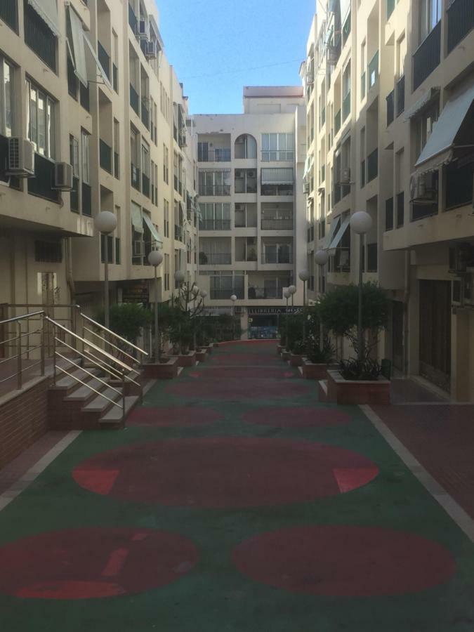 Apartamento Turistico Loyola Benidorm Exterior photo